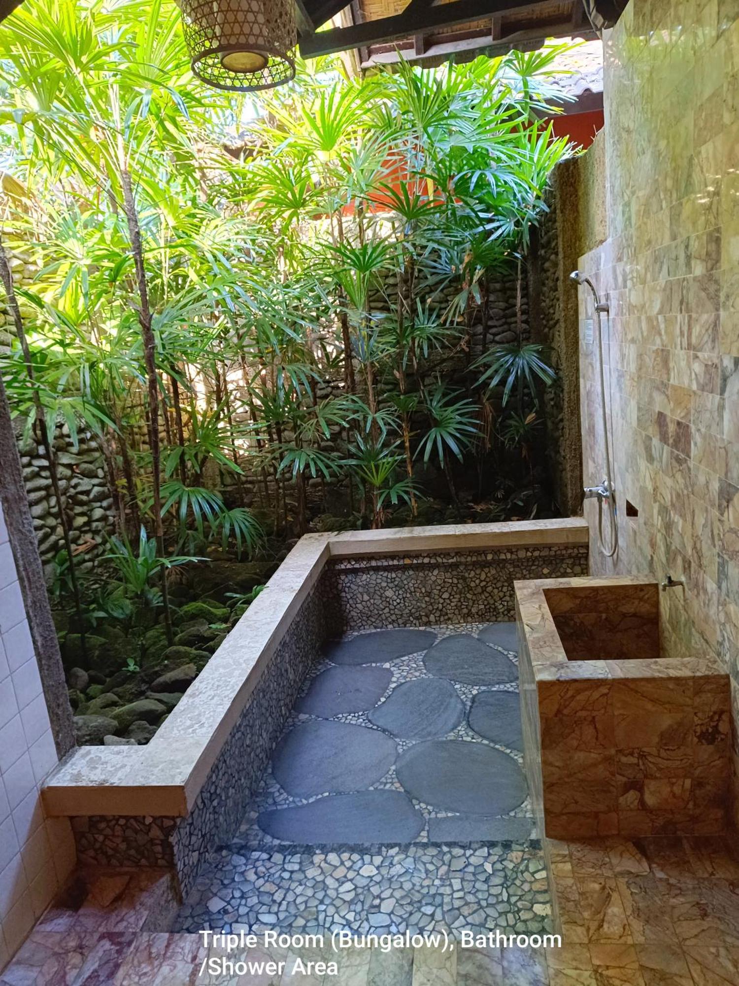 Guci Guesthouses Ubud  Exterior photo